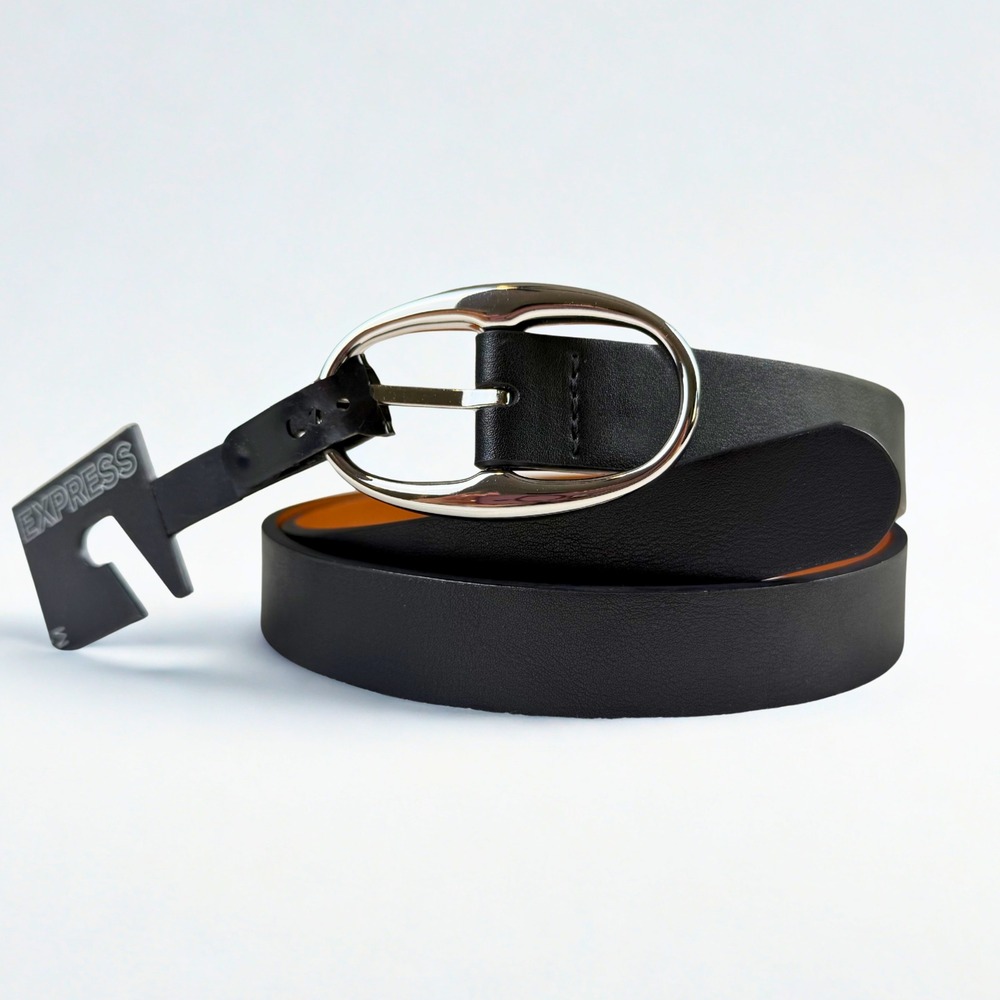Express Oval Buckle Belt Womens M Black Silver Hardware Minimalist‎ Sleek NWT